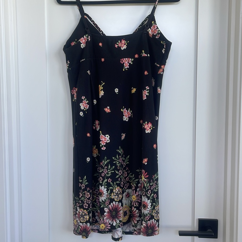 Planet Gold black floral dress with braided accent - Picture 4 of 7
